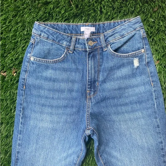 FOREVER 21
Medium Blue Embroidered Floral Flare Jeans Size 26 - Picture 6 of 8